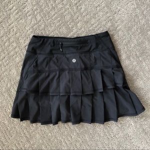 Lululemon Black Pace Setter Skirt Size 2 Tall